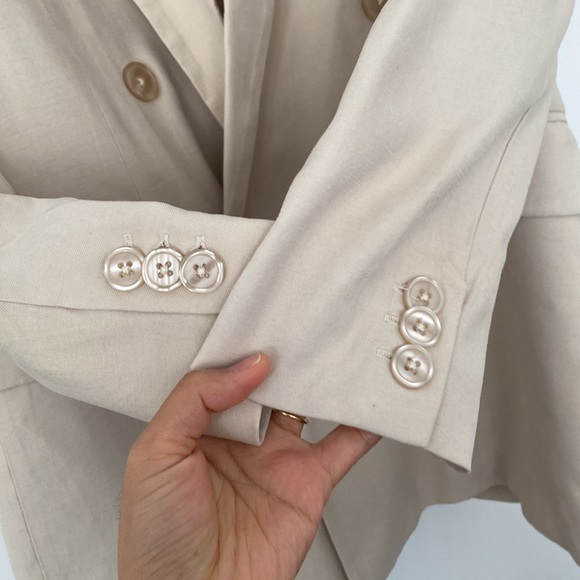 Pull&Bear double breasted Beige blazer (NWT) - Picture 8 of 14